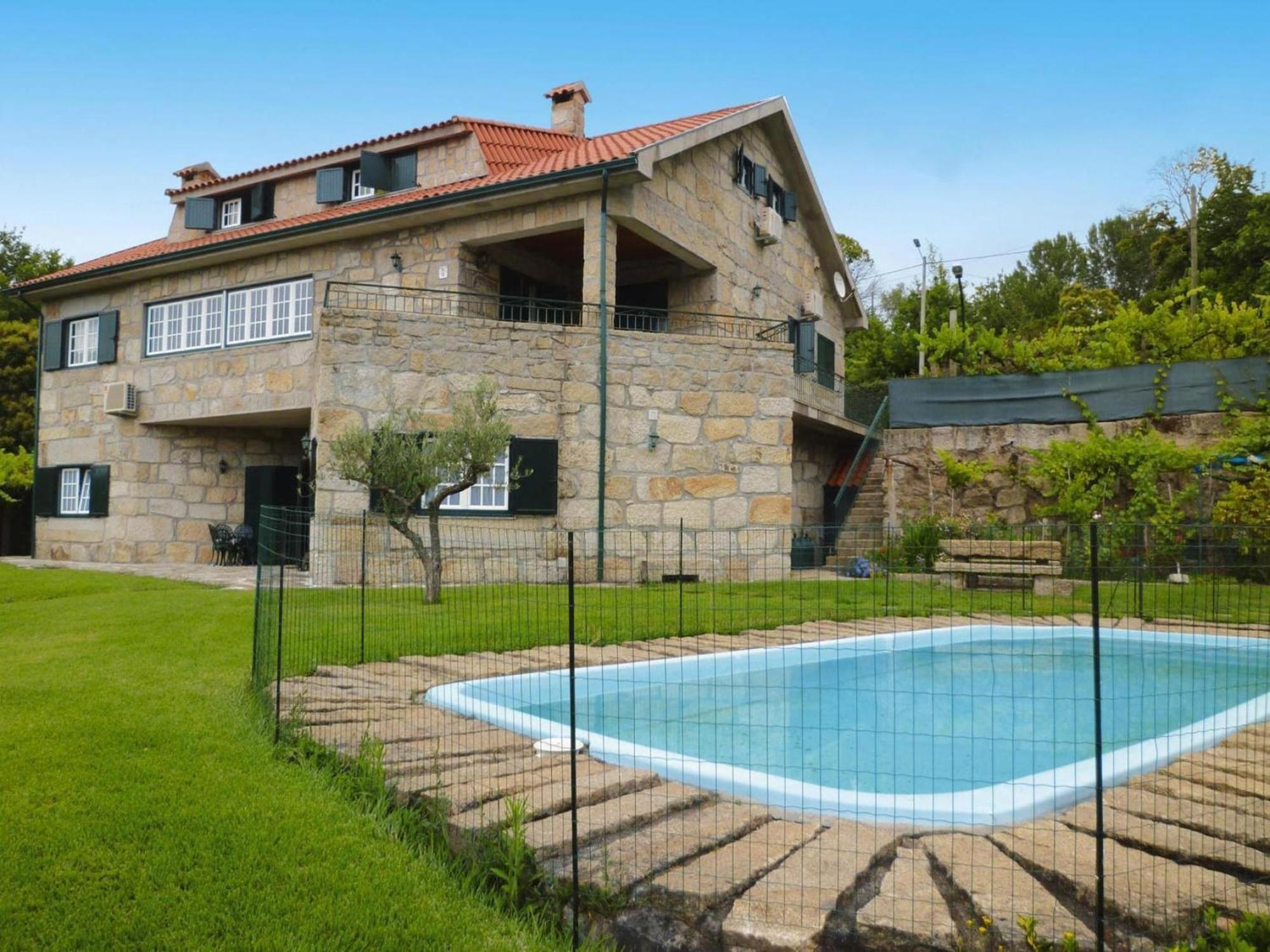 Holiday Home, Luzim 外观 照片